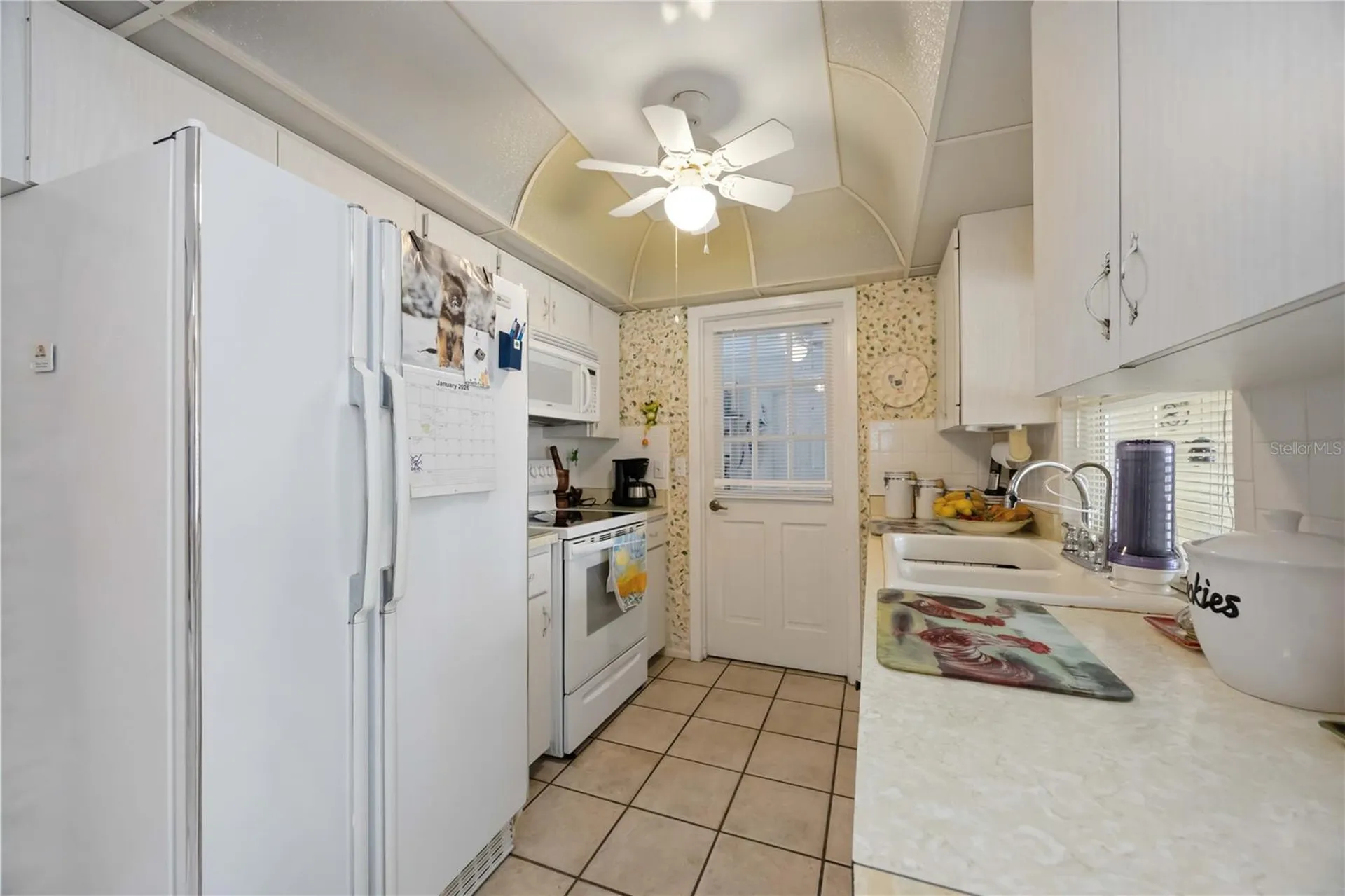 3801 Chinaberry Bradenton FL 34208