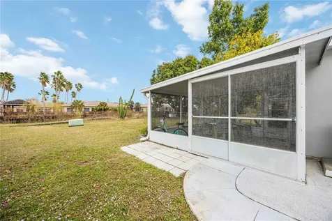 3801 Chinaberry Bradenton FL 34208
