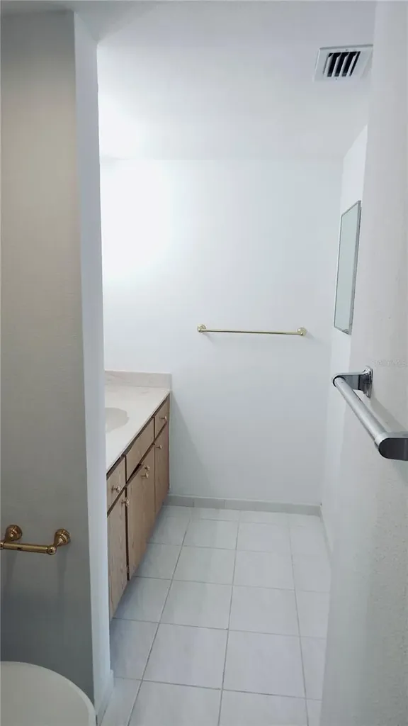 4606 W Gray Street Tampa FL 33609