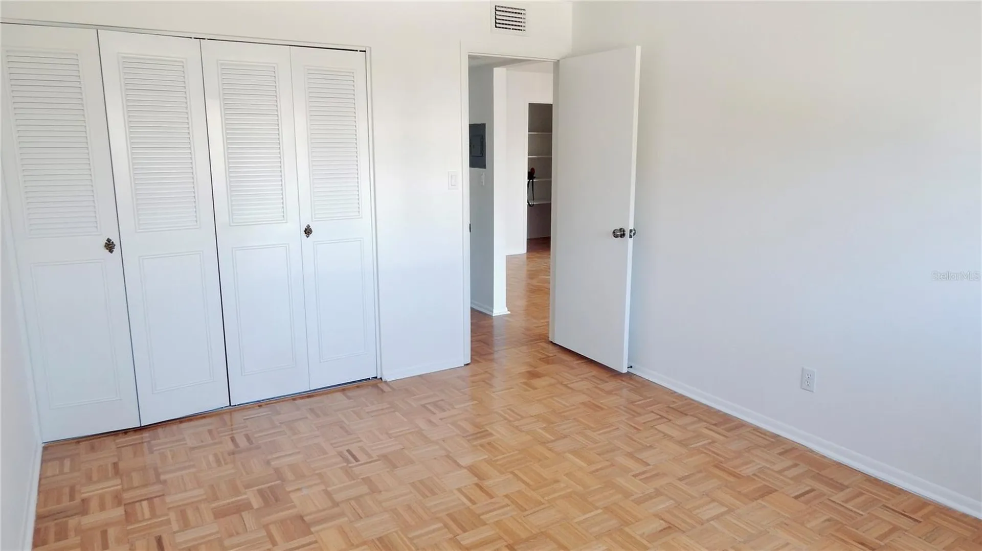 4606 W Gray Street Tampa FL 33609