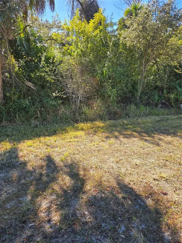 Lots 1,2&3 De Leon Drive North Port FL 34287