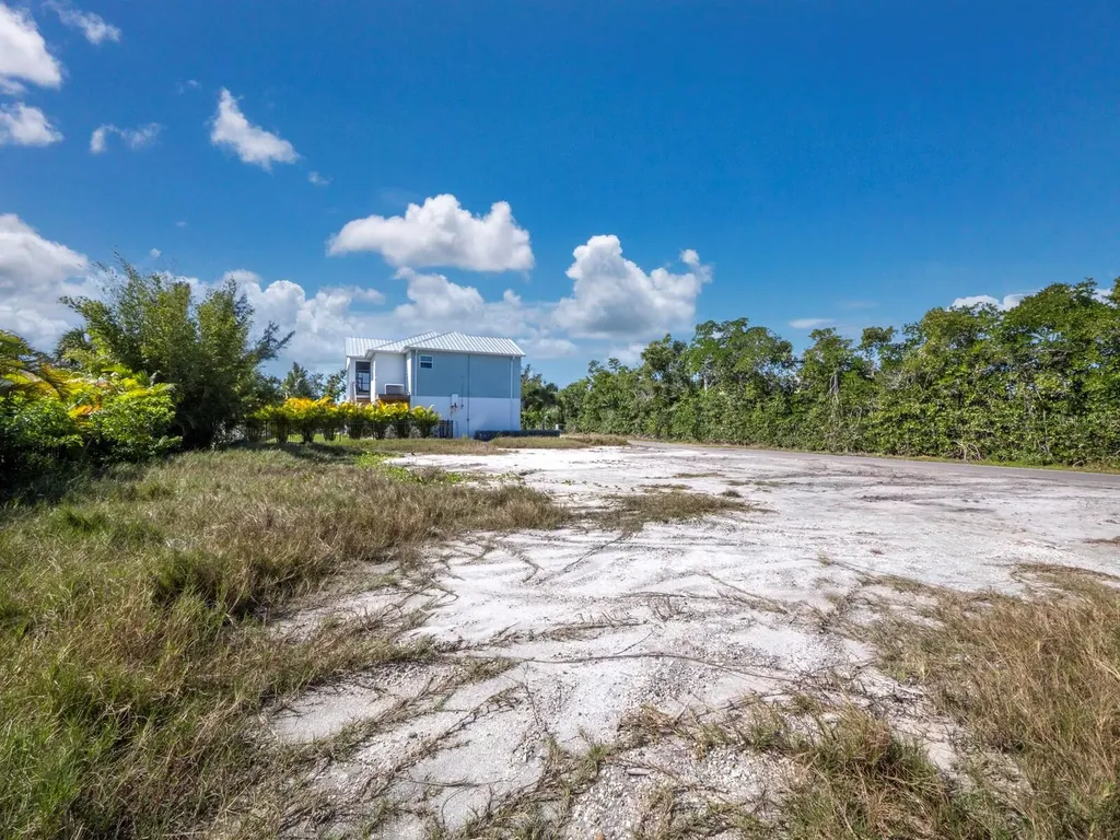 620 Companion Way Longboat Key FL 34228