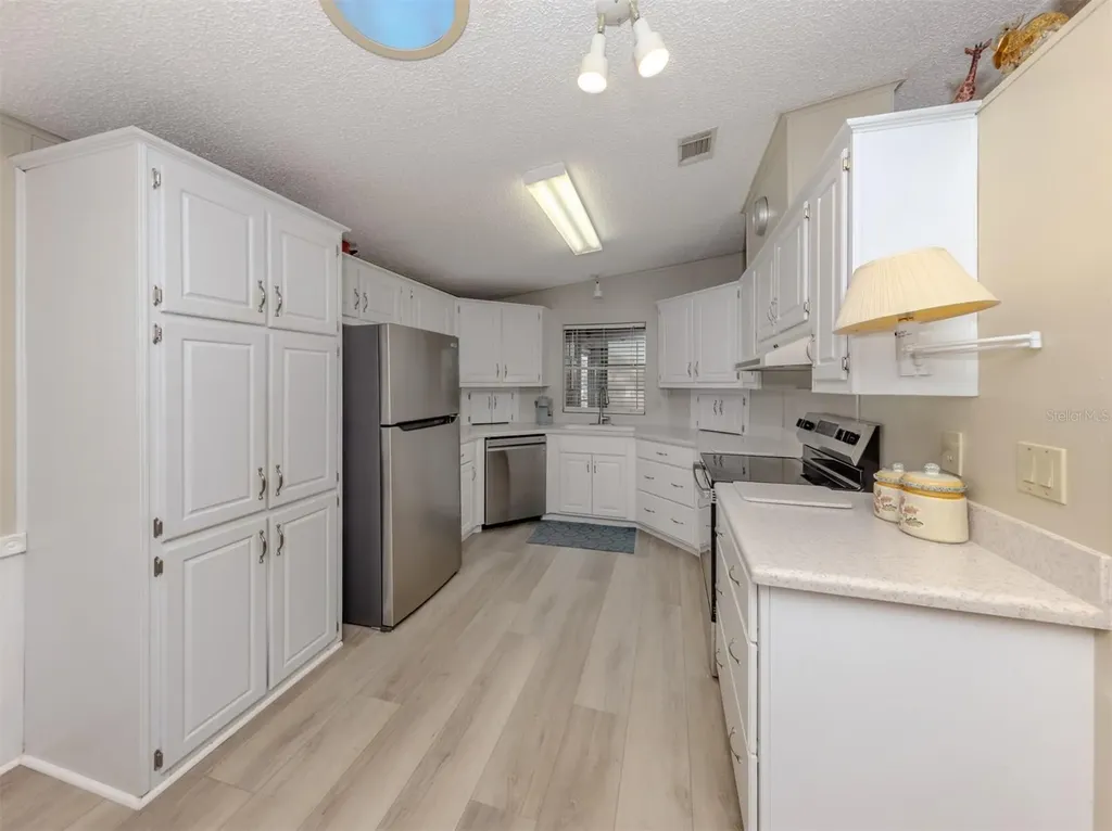 548 Amberjack Drive North Port FL 34287