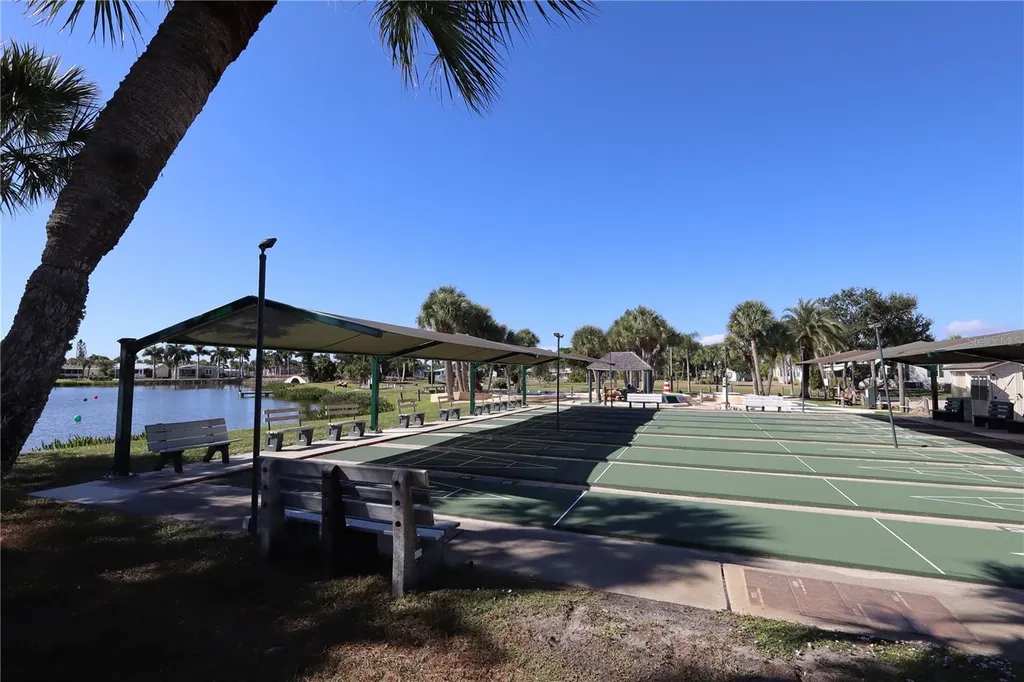 2100 Kings Highway Port Charlotte FL 33980
