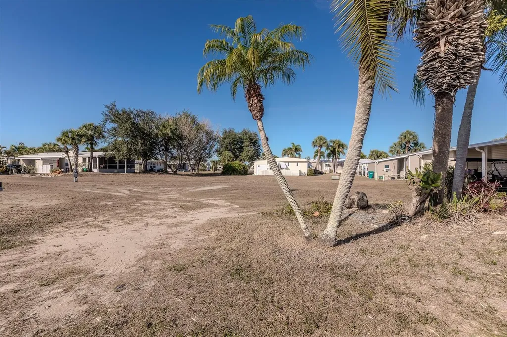 2100 Kings Highway Port Charlotte FL 33980