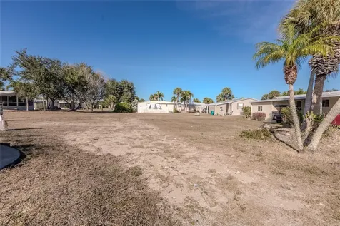 2100 Kings Highway Port Charlotte FL 33980