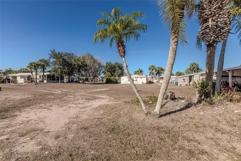 2100 Kings Highway Port Charlotte FL 33980