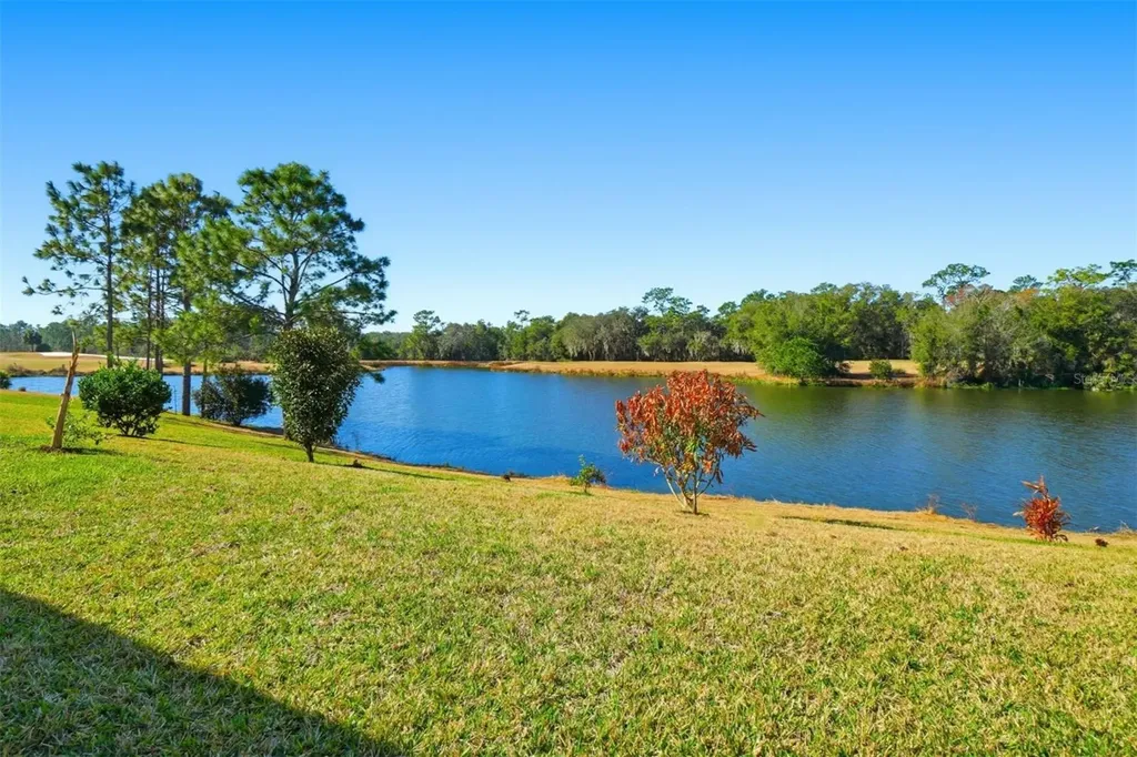 1102 Victoria Hills Drive S Deland FL 32724