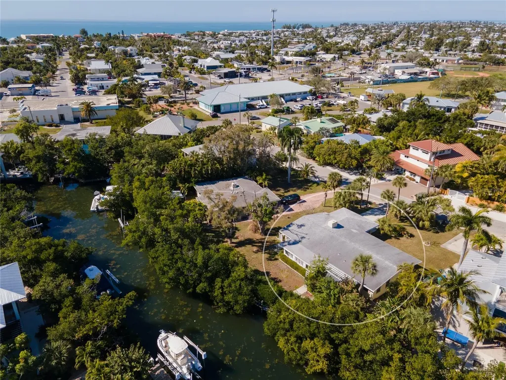 507 58th Street Holmes Beach FL 34217