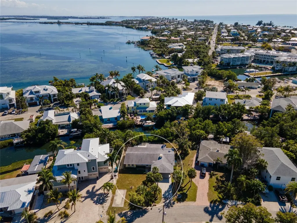 507 58th Street Holmes Beach FL 34217