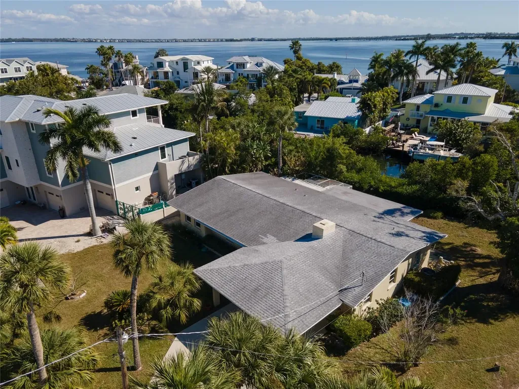 507 58th Street Holmes Beach FL 34217