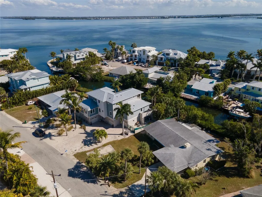 507 58th Street Holmes Beach FL 34217