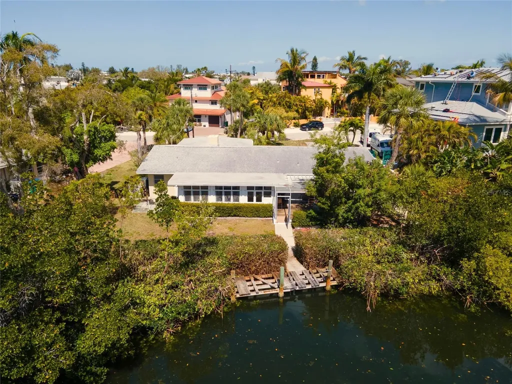 507 58th Street Holmes Beach FL 34217