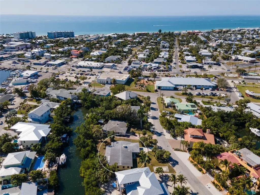 507 58th Street Holmes Beach FL 34217