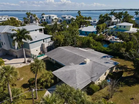 507 58th Street Holmes Beach FL 34217