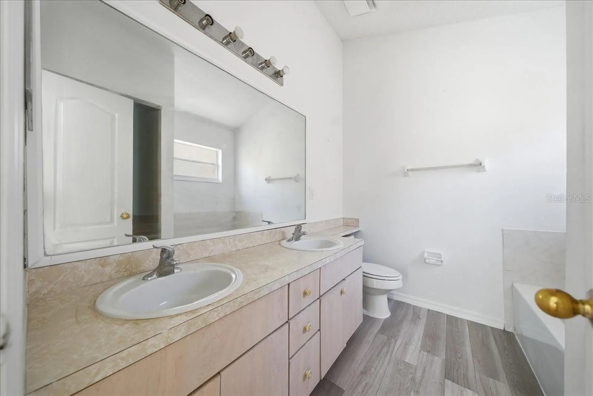 7962 Niagara Falls Court Orlando FL 32825