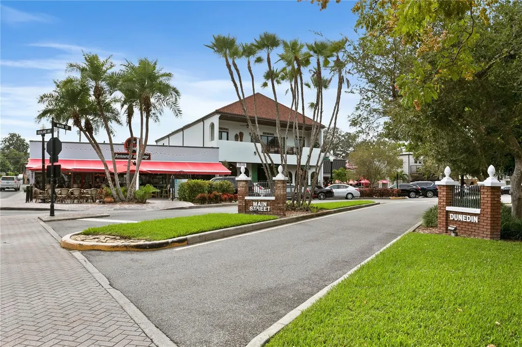 902 Beltrees Street Dunedin FL 34698