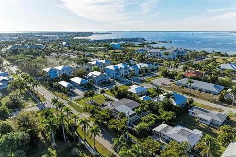 258 Shreve Street Punta Gorda FL 33950