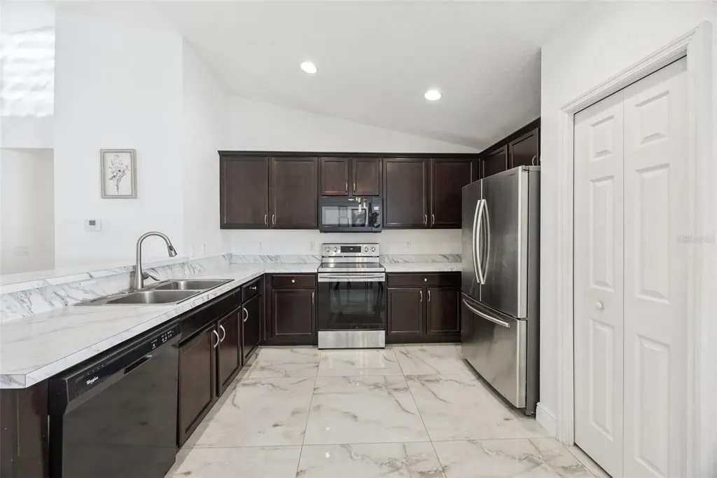 2015 Orange Avenue St Cloud FL 34769