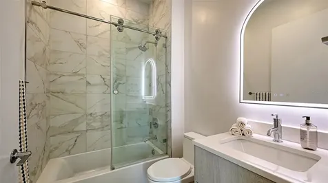 33 S Palm Avenue Sarasota FL 34236
