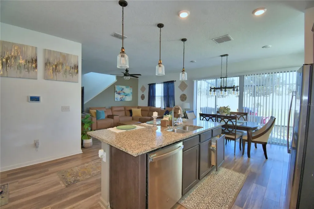 1737 Hill Top Drive Dundee FL 33838