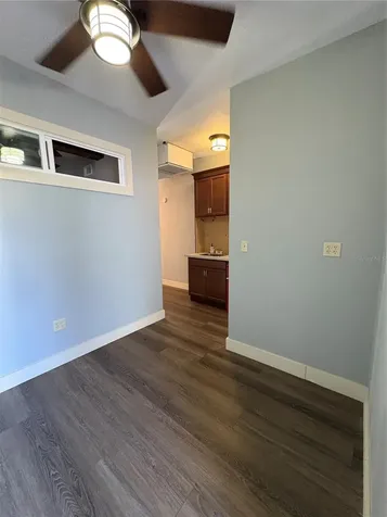 25 Drennen Road Orlando FL 32806