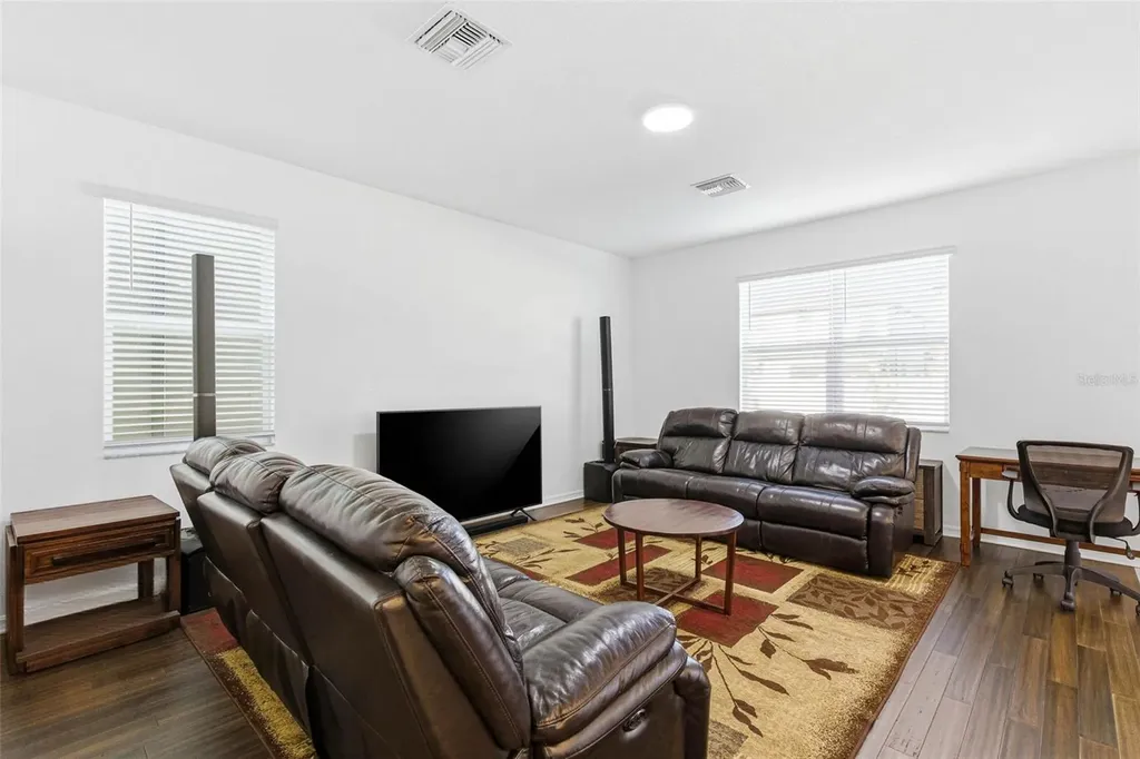 2941 Adams Cross Drive Zephyrhills FL 33540