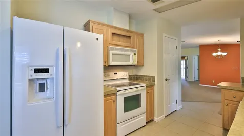 415 Sioux Boulevard Oak Hill FL 32759