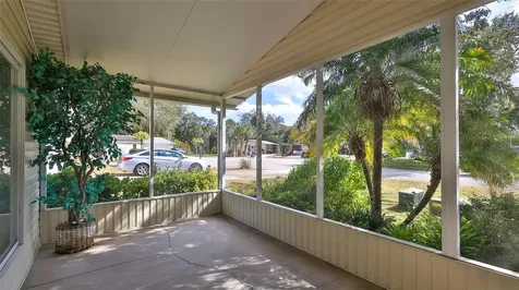 415 Sioux Boulevard Oak Hill FL 32759