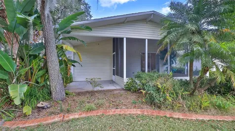415 Sioux Boulevard Oak Hill FL 32759