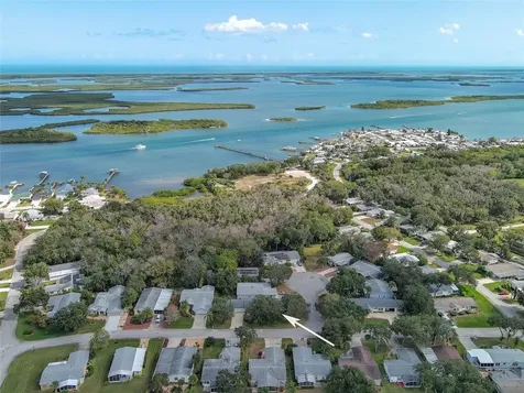 415 Sioux Boulevard Oak Hill FL 32759