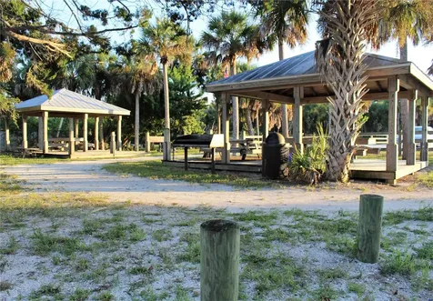 415 Sioux Boulevard Oak Hill FL 32759