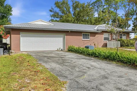 930 N Amelia Avenue Deland FL 32724