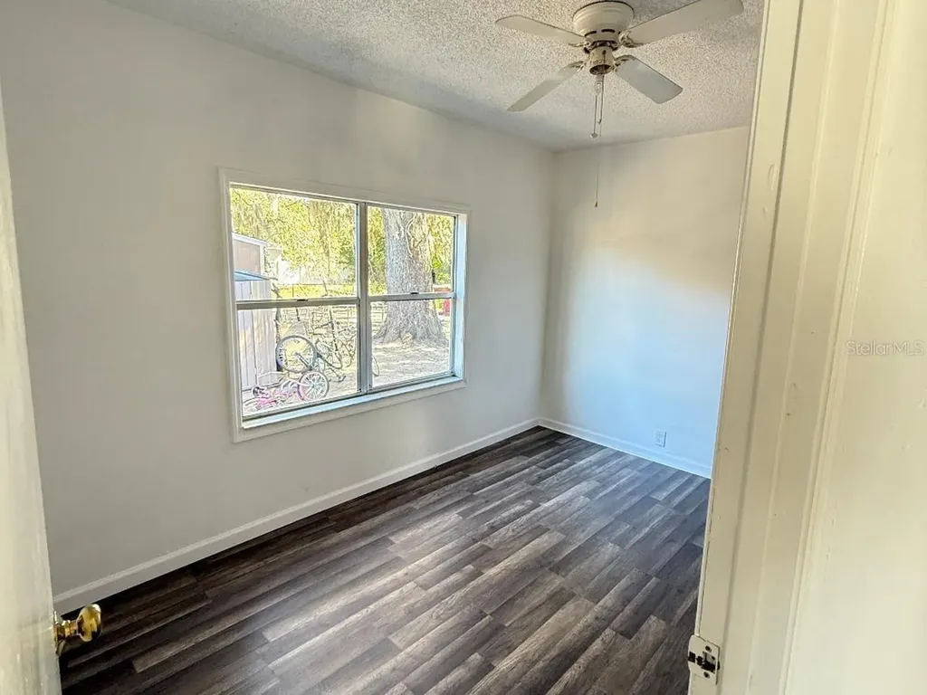 323 Dorsett Avenue Lake Wales FL 33853