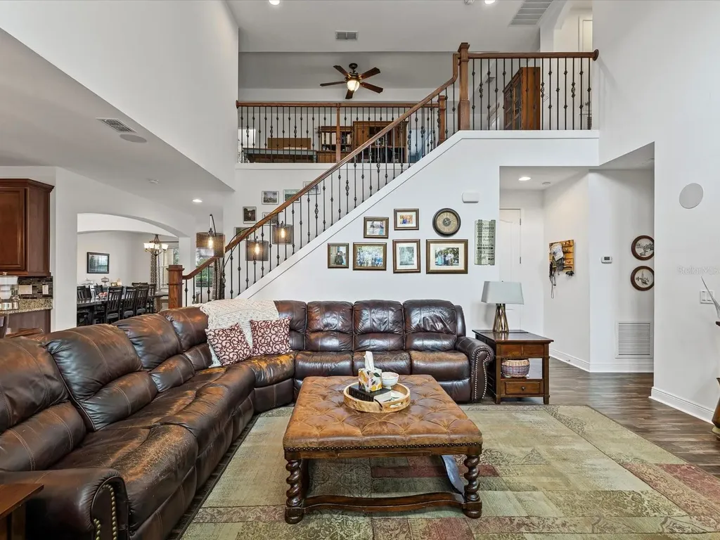 2214 Valterra Vista Way Valrico FL 33594