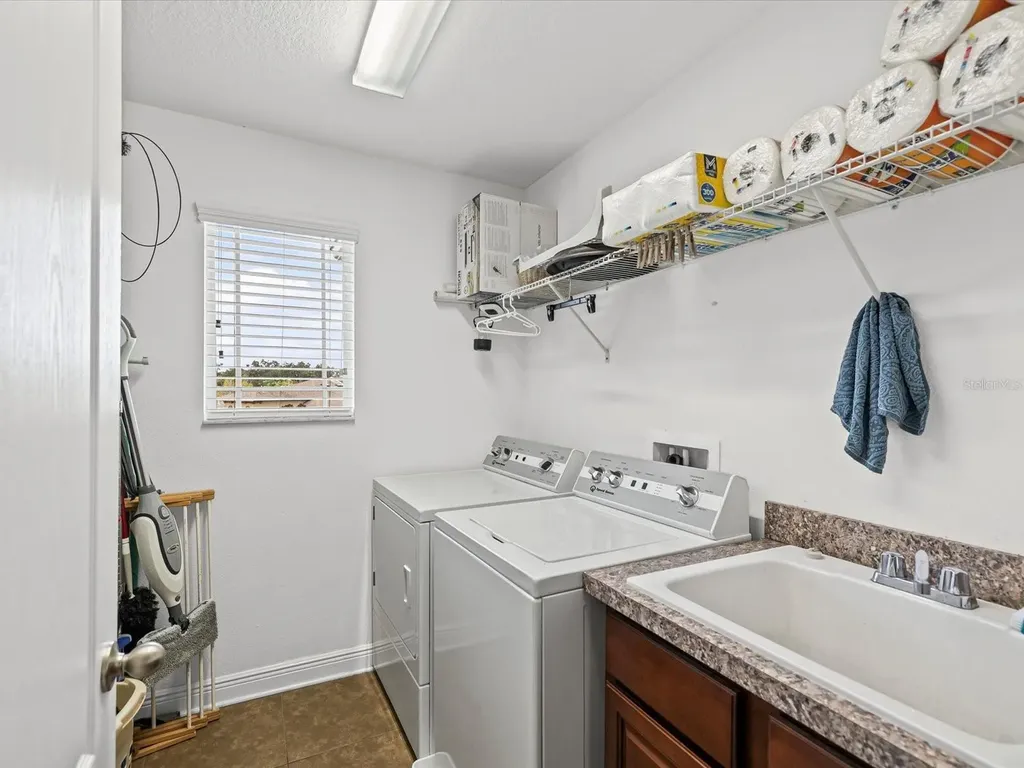 2214 Valterra Vista Way Valrico FL 33594