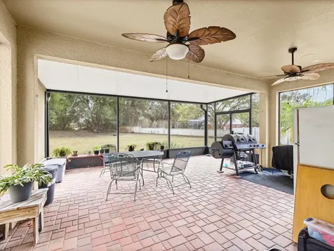 2214 Valterra Vista Way Valrico FL 33594