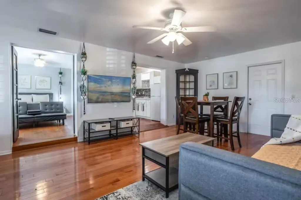 3120 Peel Avenue Orlando FL 32806