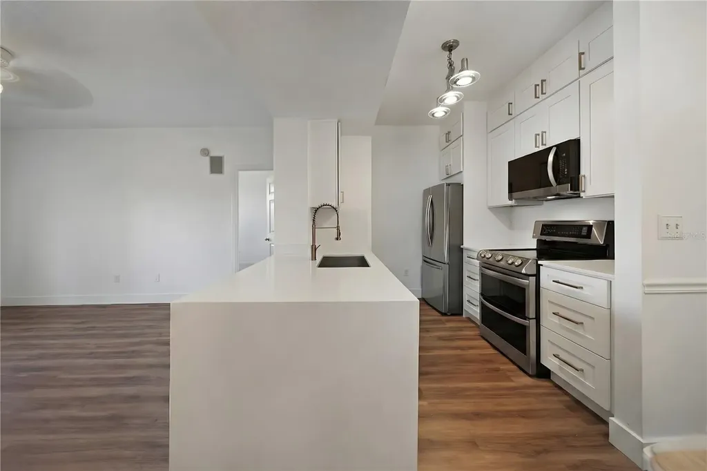 14205 Falls Church Drive Orlando FL 32837