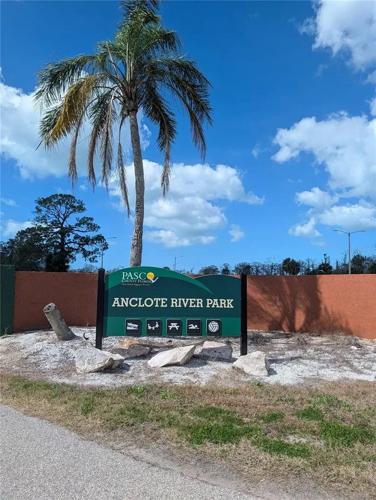 3147 Mela Court Holiday FL 34691
