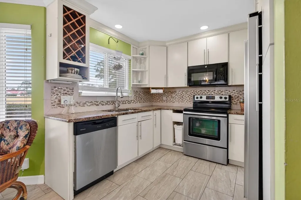 2524 Albion Avenue Orlando FL 32833