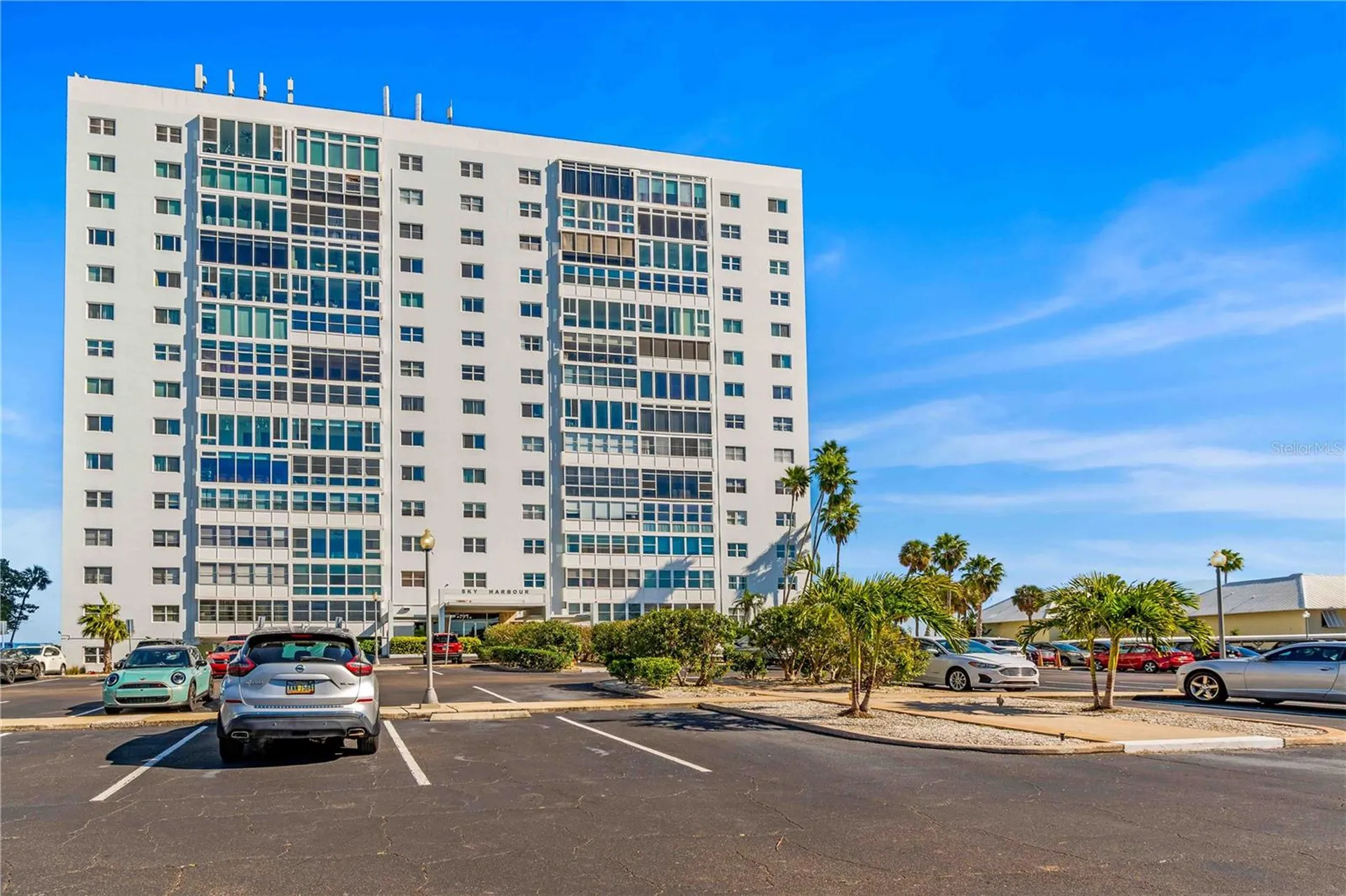 7200 Sunshine Skyway Lane S St Petersburg FL 33711
