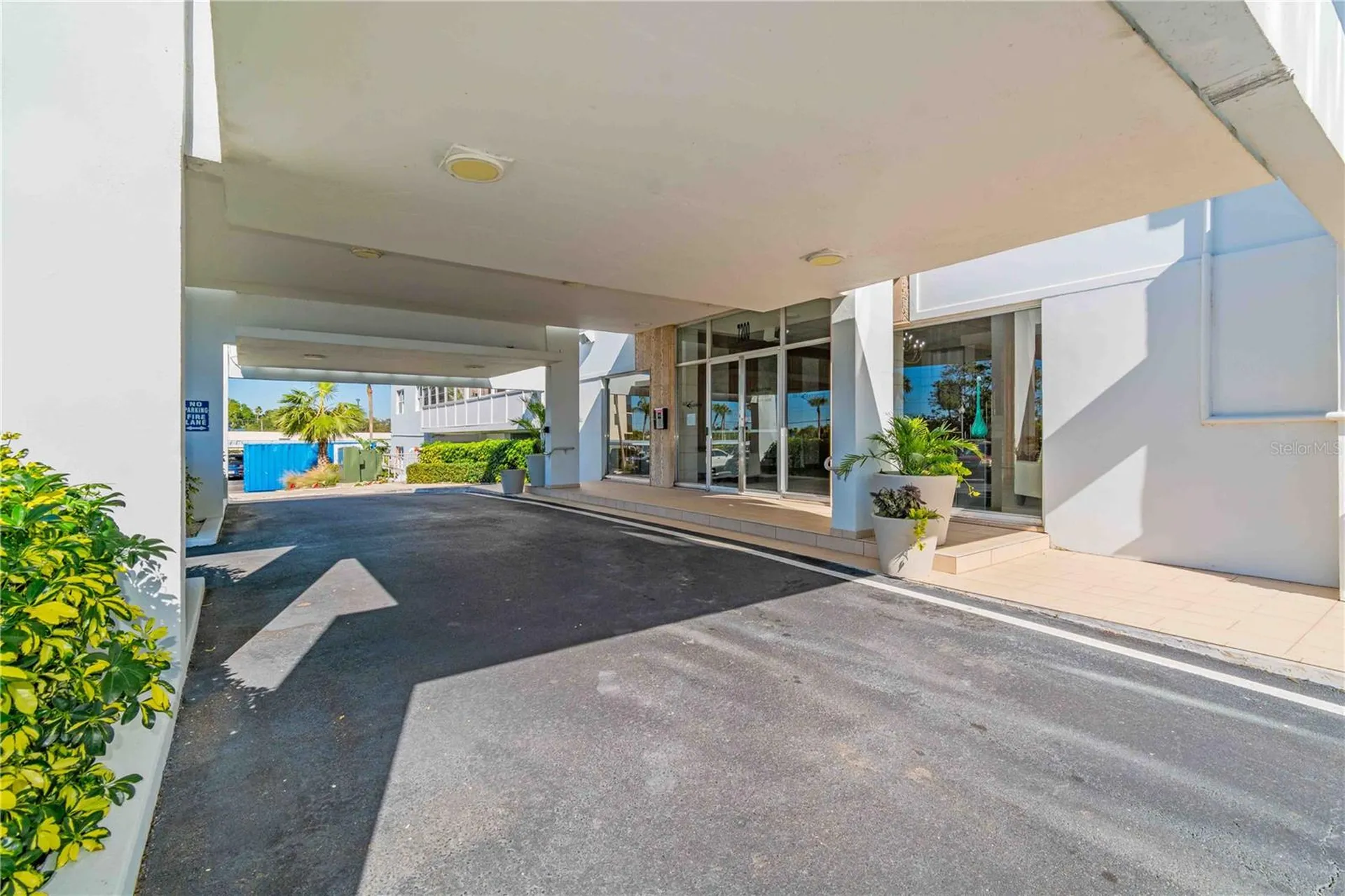 7200 Sunshine Skyway Lane S St Petersburg FL 33711
