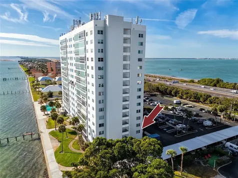 7200 Sunshine Skyway Lane S St Petersburg FL 33711