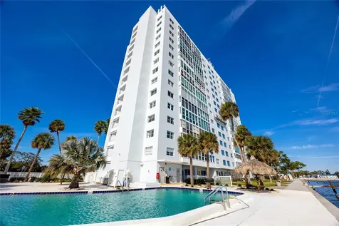 7200 Sunshine Skyway Lane S St Petersburg FL 33711