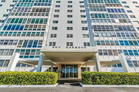 7200 Sunshine Skyway Lane S St Petersburg FL 33711