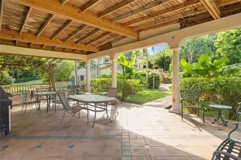 513 Tintillo Street Bayamon PR 00960