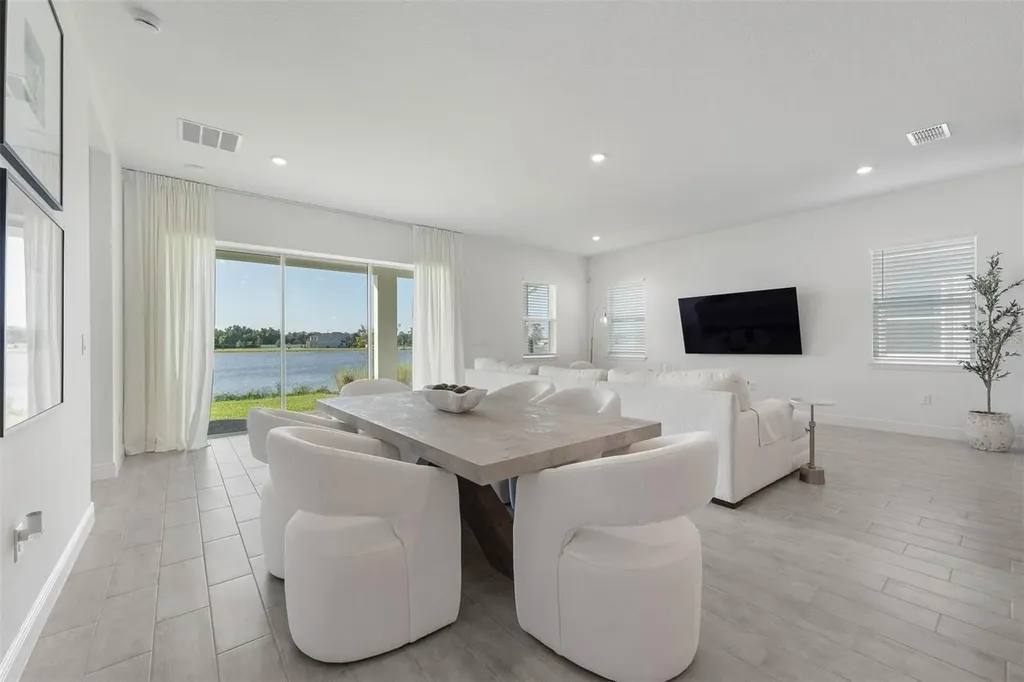 13589 Mcmillan Drive Orlando FL 32827
