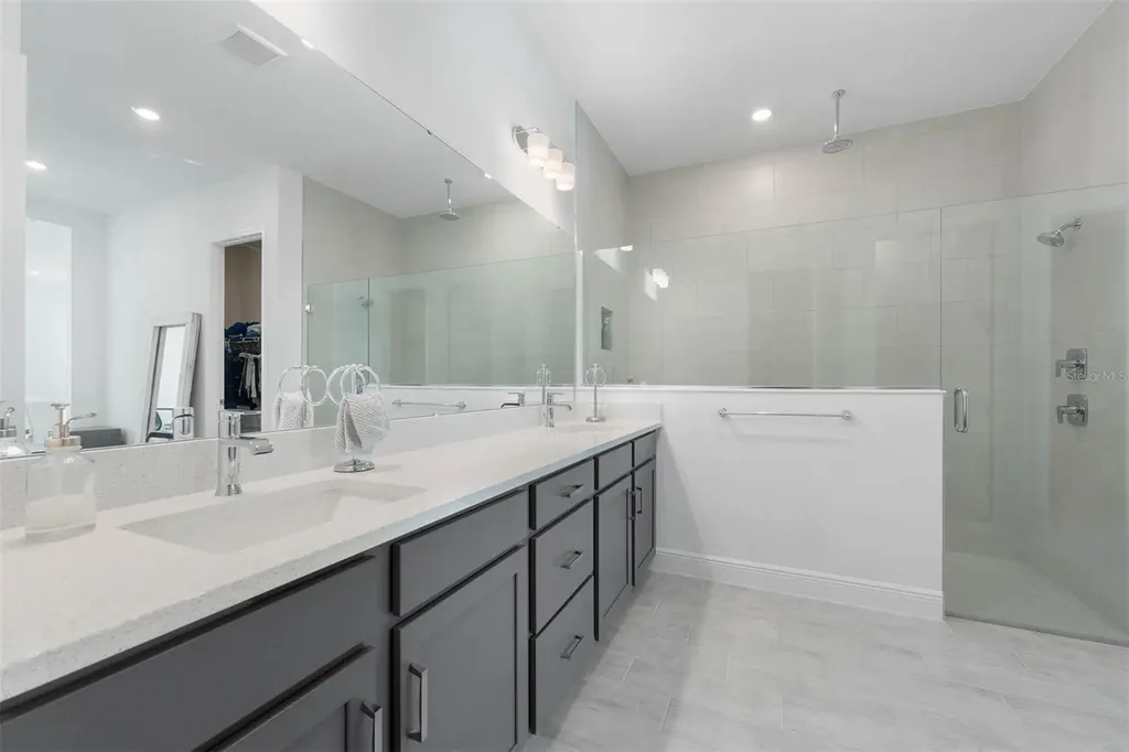 13589 Mcmillan Drive Orlando FL 32827