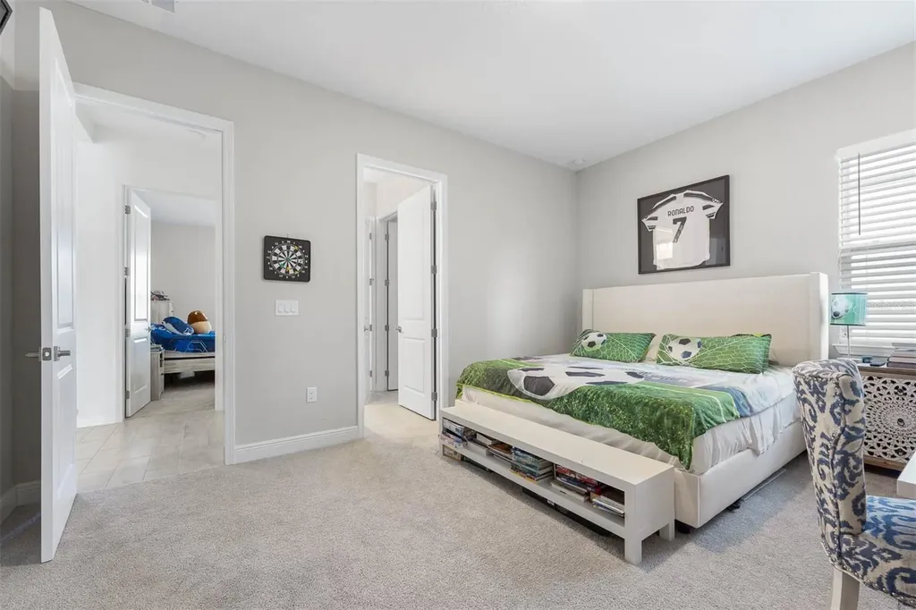 13589 Mcmillan Drive Orlando FL 32827